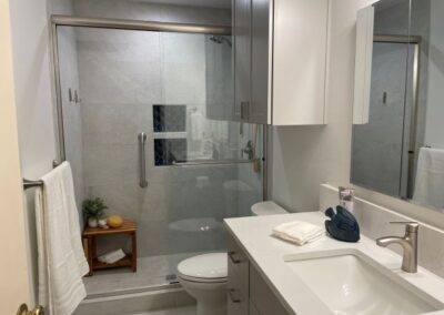 Retro 70’s Guest Bathroom Gets a Complete Overhaul